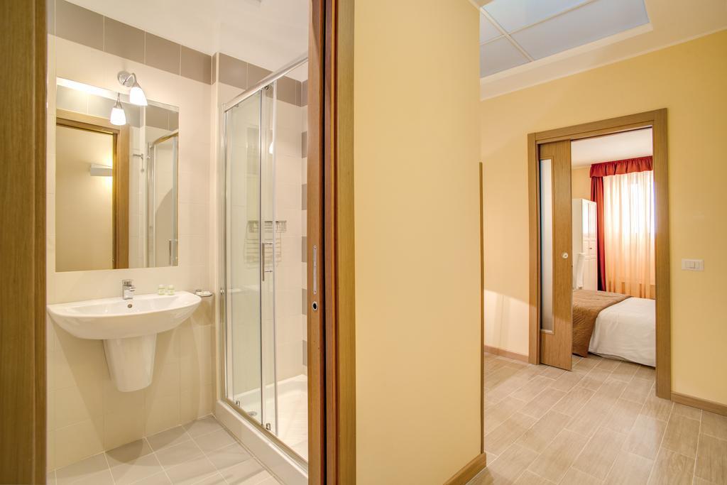 Affittacamere Floor Navona 2*