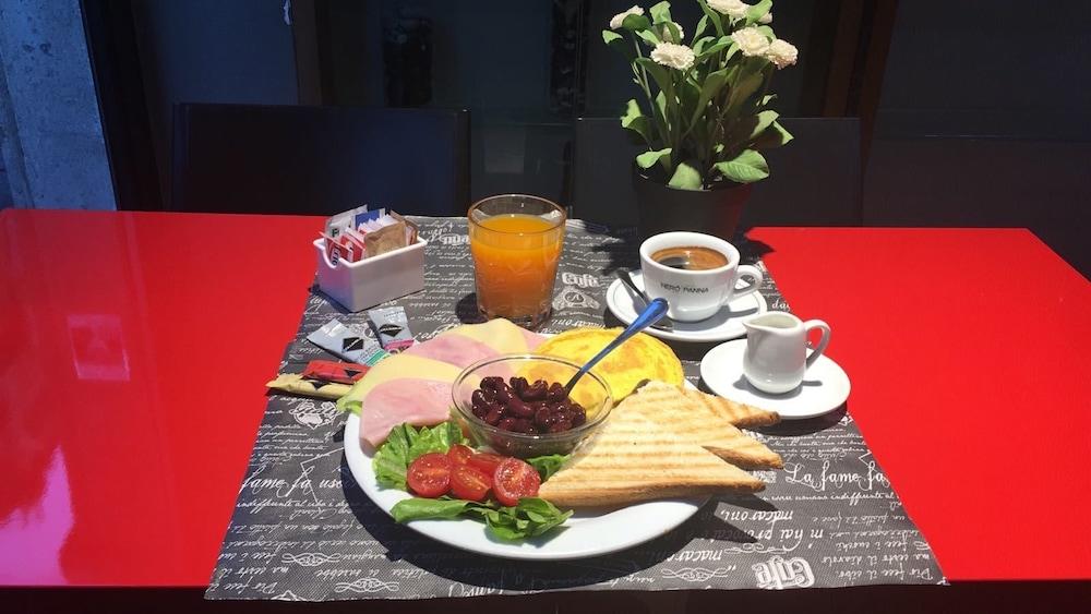 Floor Navona Gasthof 2*
